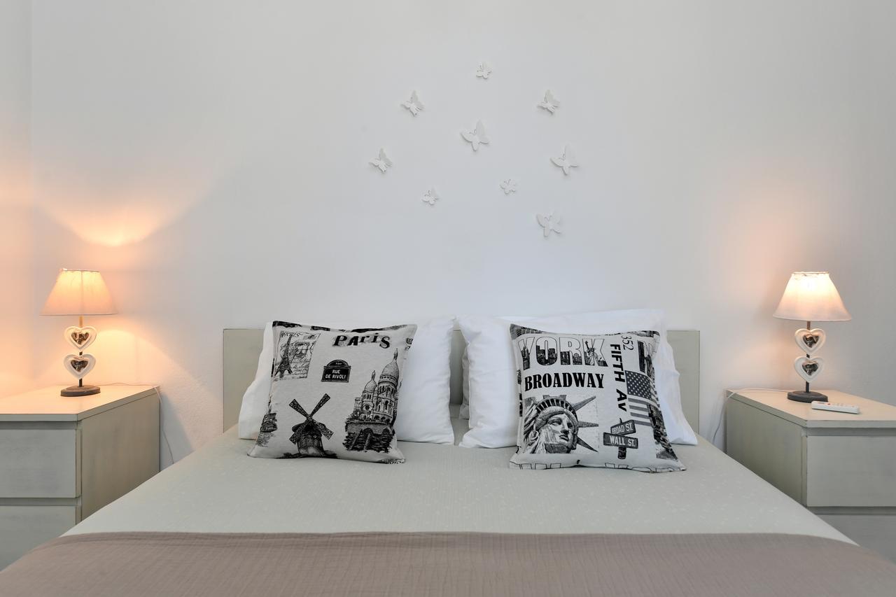 Azzurro Bianco Suites Paro Esterno foto